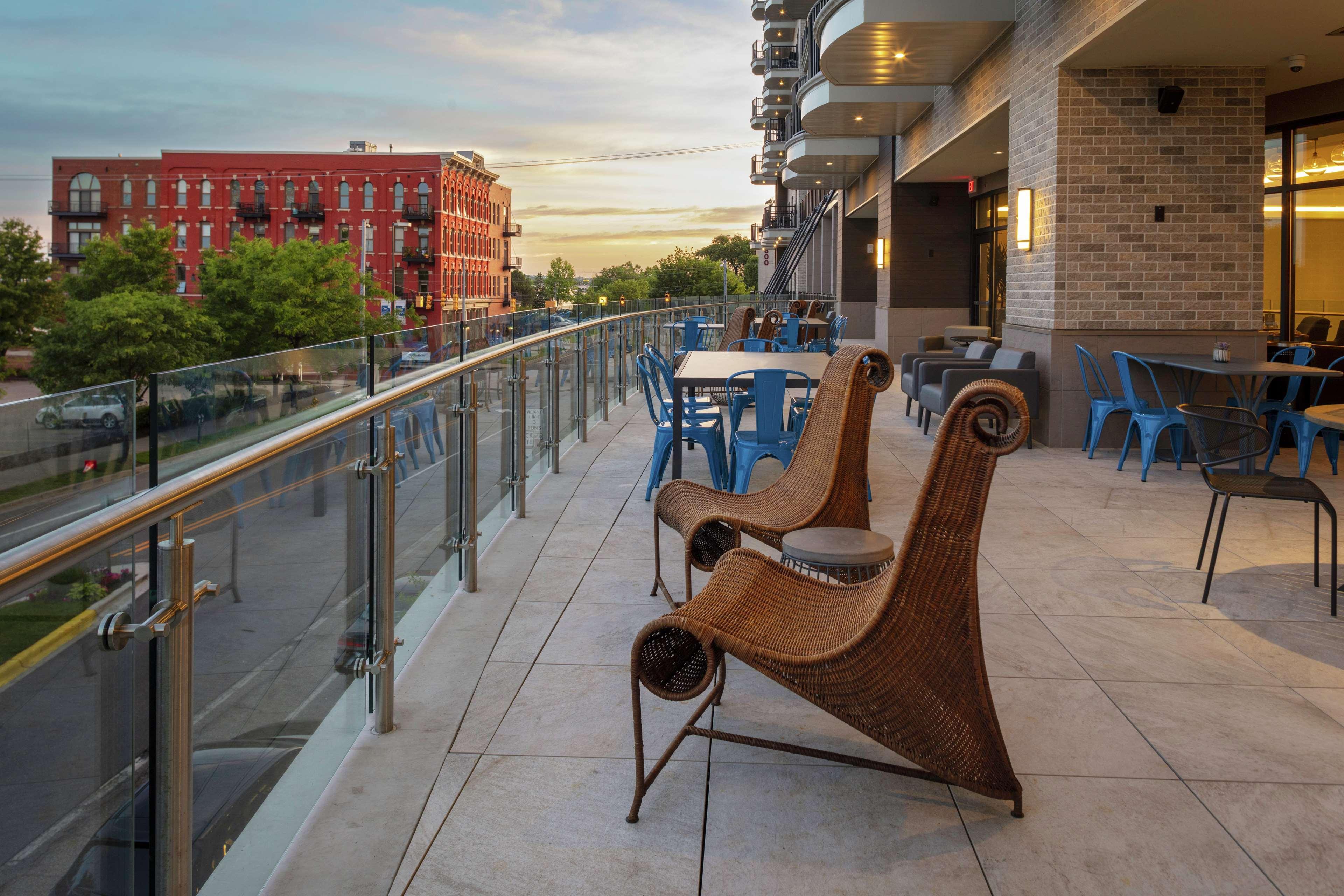 Embassy Suites By Hilton Grand Rapids Downtown Εξωτερικό φωτογραφία