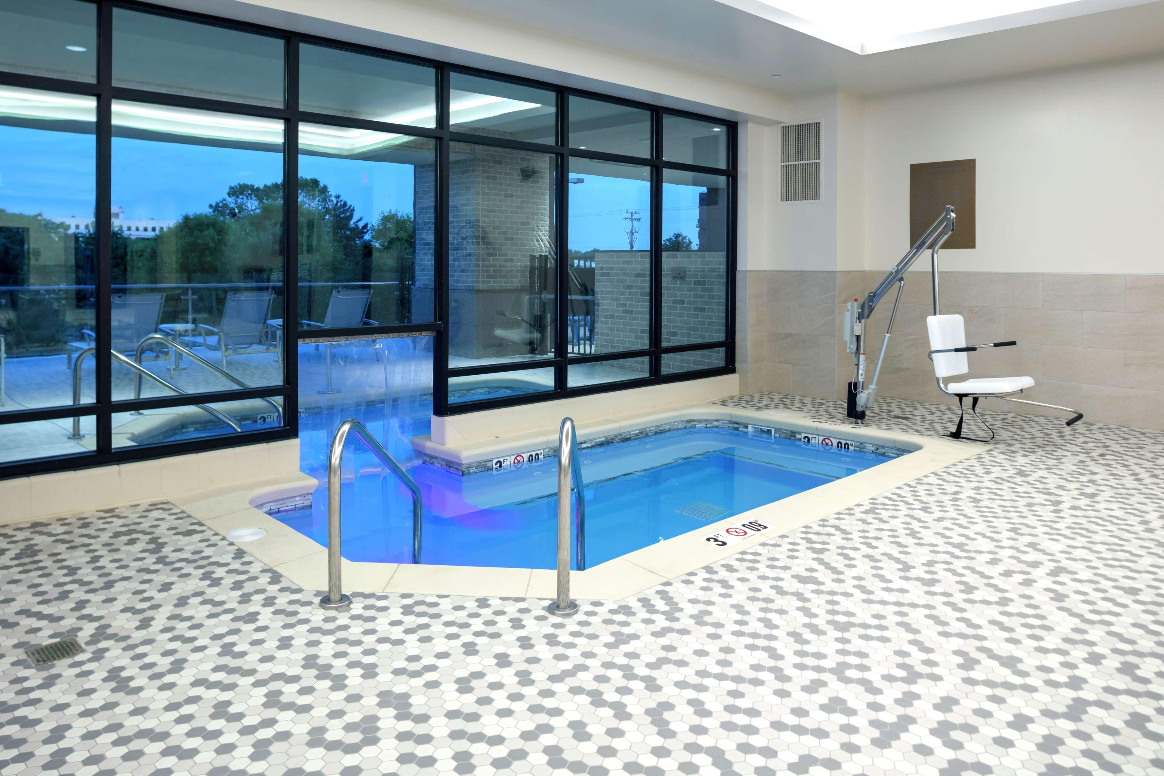 Embassy Suites By Hilton Grand Rapids Downtown Εξωτερικό φωτογραφία