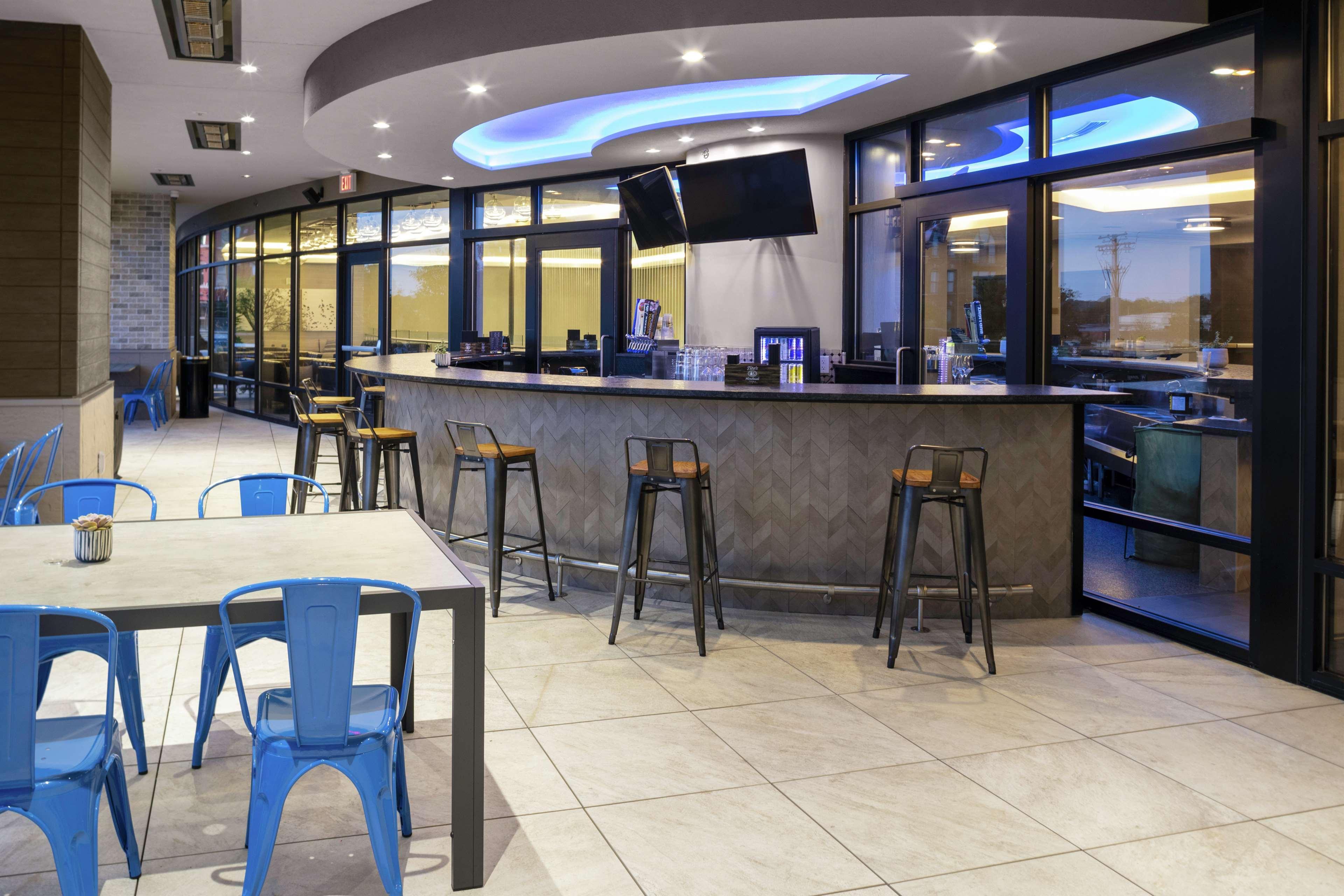 Embassy Suites By Hilton Grand Rapids Downtown Εξωτερικό φωτογραφία