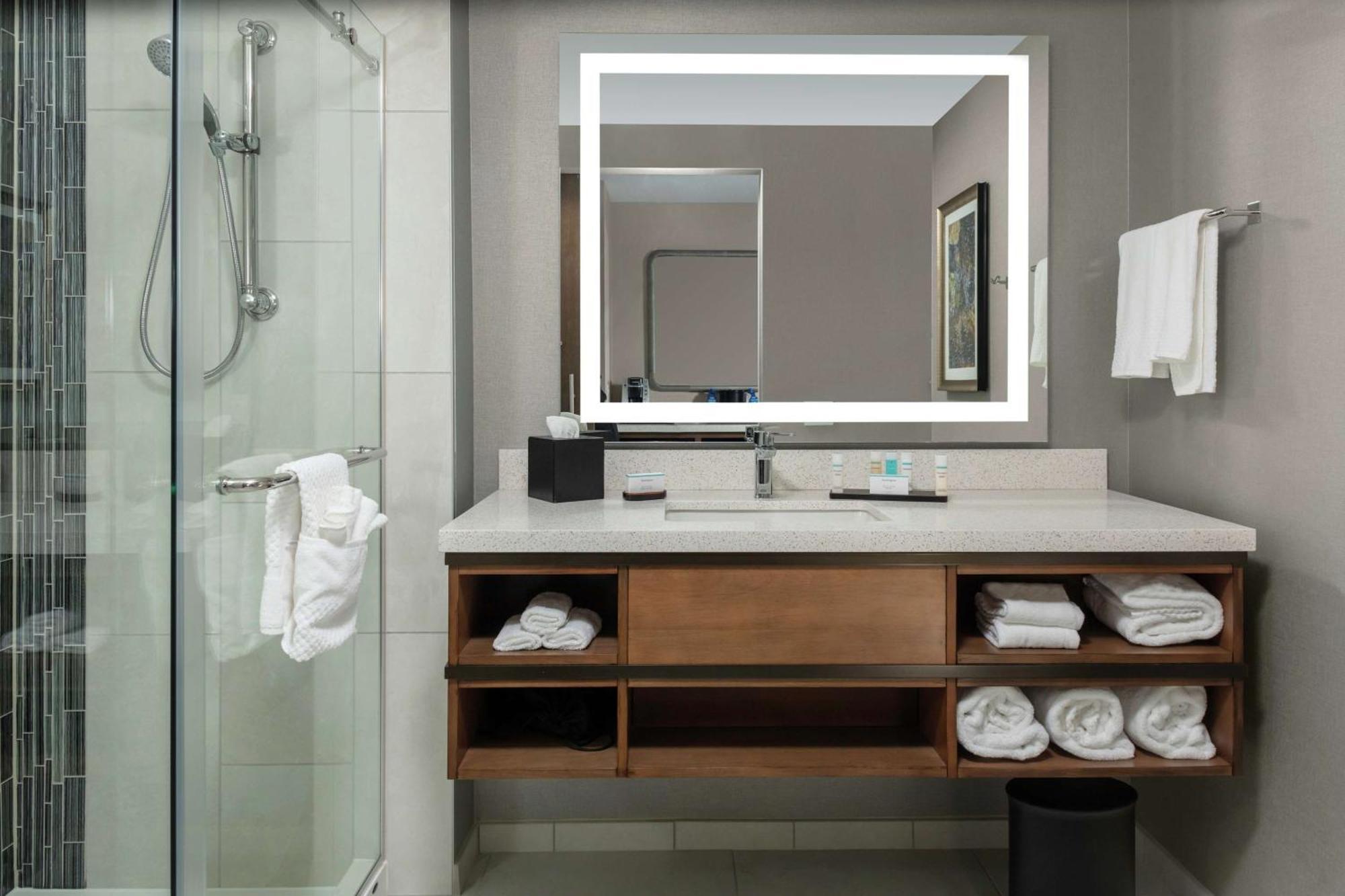 Embassy Suites By Hilton Grand Rapids Downtown Εξωτερικό φωτογραφία
