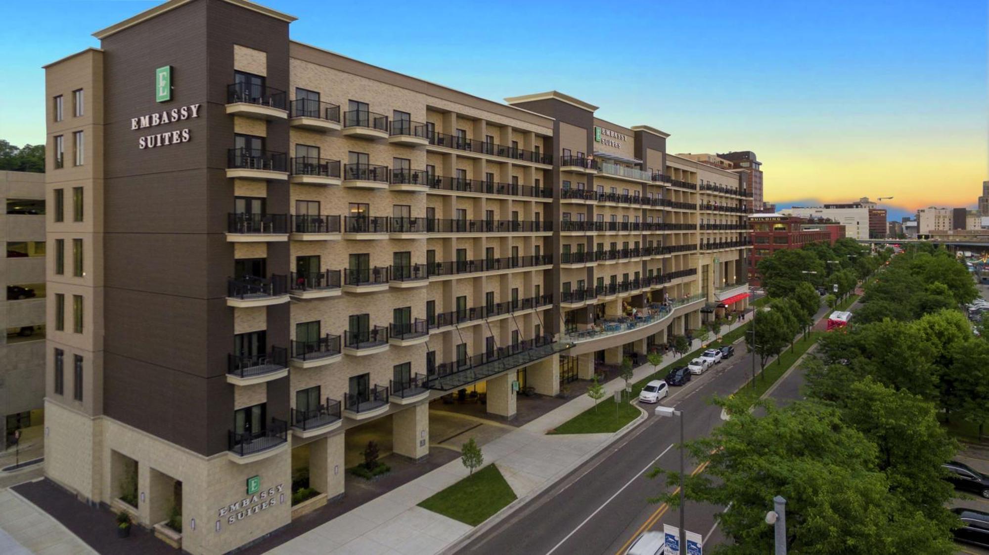 Embassy Suites By Hilton Grand Rapids Downtown Εξωτερικό φωτογραφία